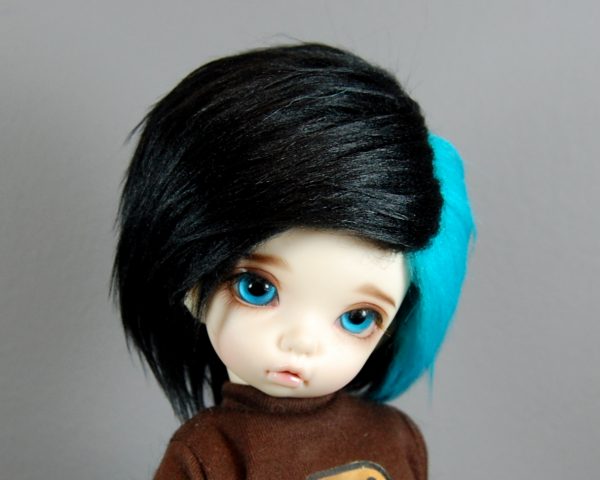 6/7 Blue and Black Wig